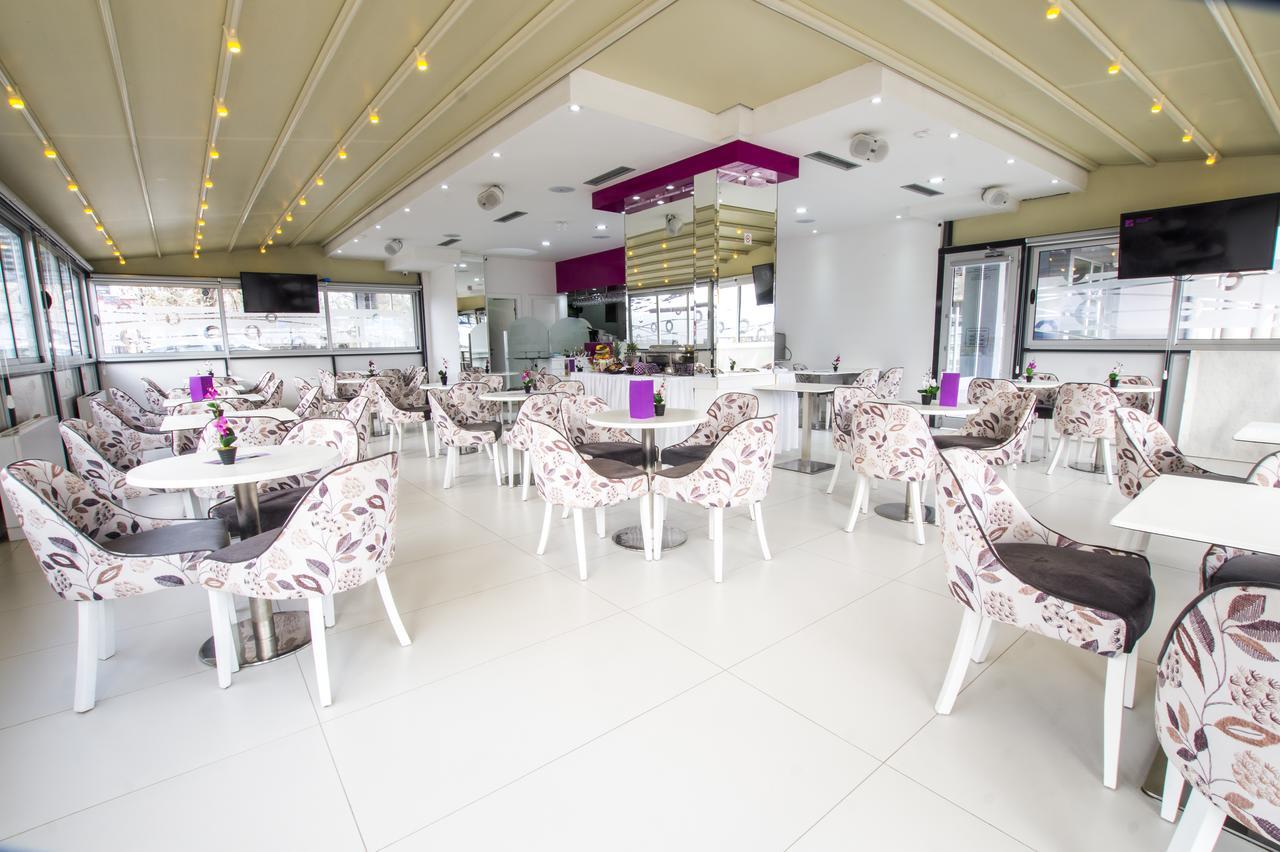 Astera Apart Hotel Skopje Exterior photo